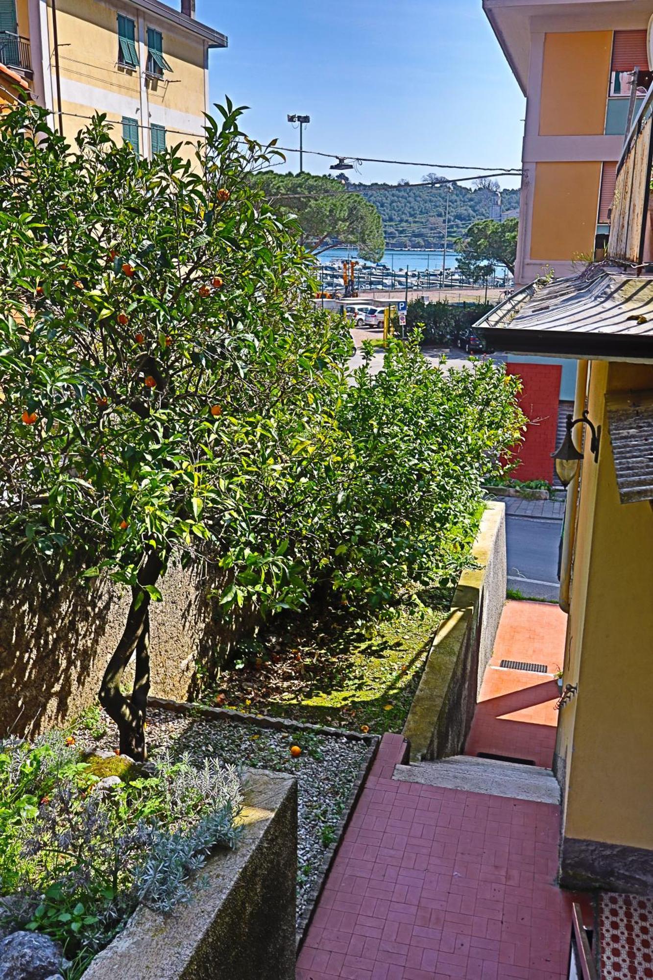Appartement Giulio'S Terraces In The Bay à Porto Venere Extérieur photo